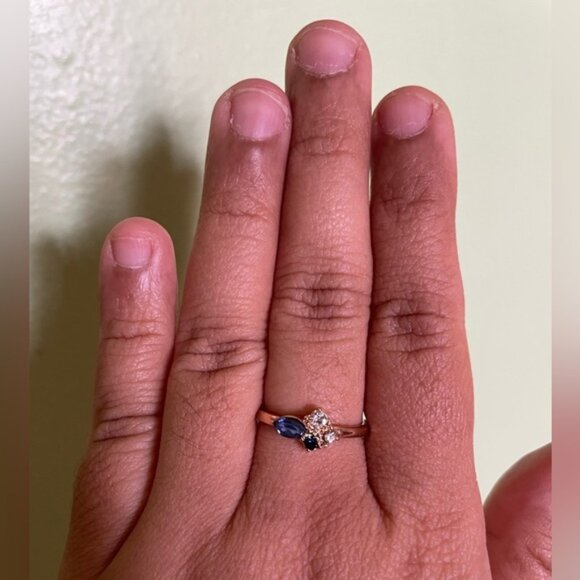 Elegant Blue and Gold Ring Set - Picture 8 of 8